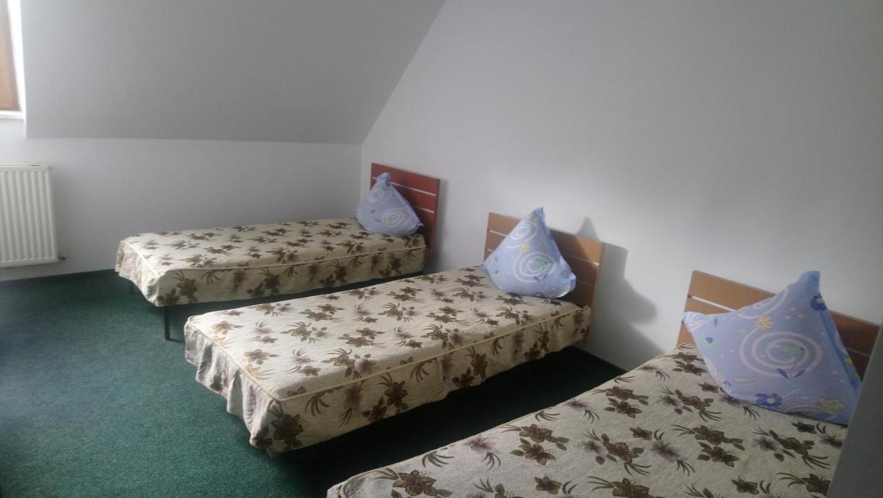 Casa "Ierusalim-Hozeva-Hozeva" Guest House Minastirea Neamt ภายนอก รูปภาพ